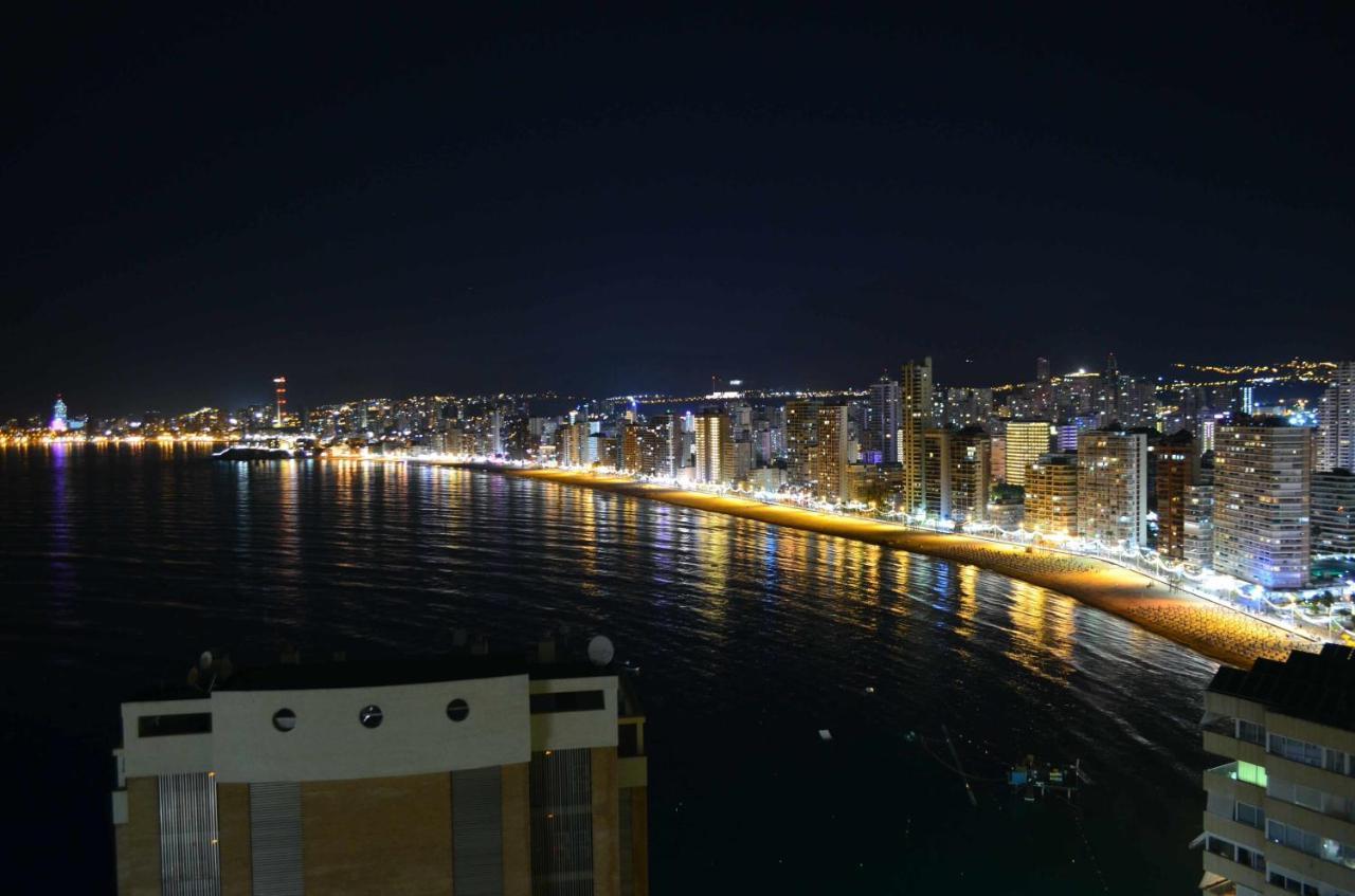Apartamento El Faro De Бенидорм Екстериор снимка